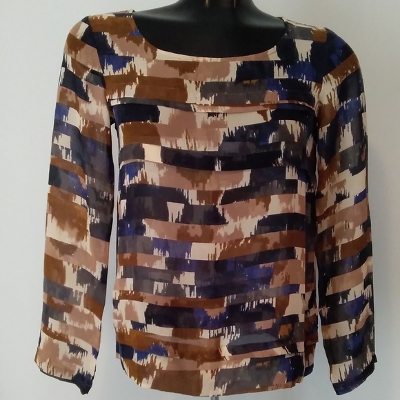 CLUB MONACO 💯% Silk Tiered Blouse - Picture 8 of 8